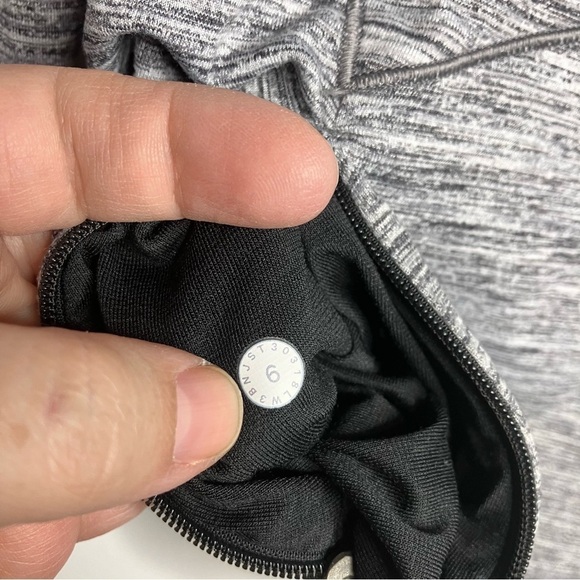 Lululemon Athletica Cypress Kiss long sleeve space dyed top gray size 6 - Picture 13 of 13